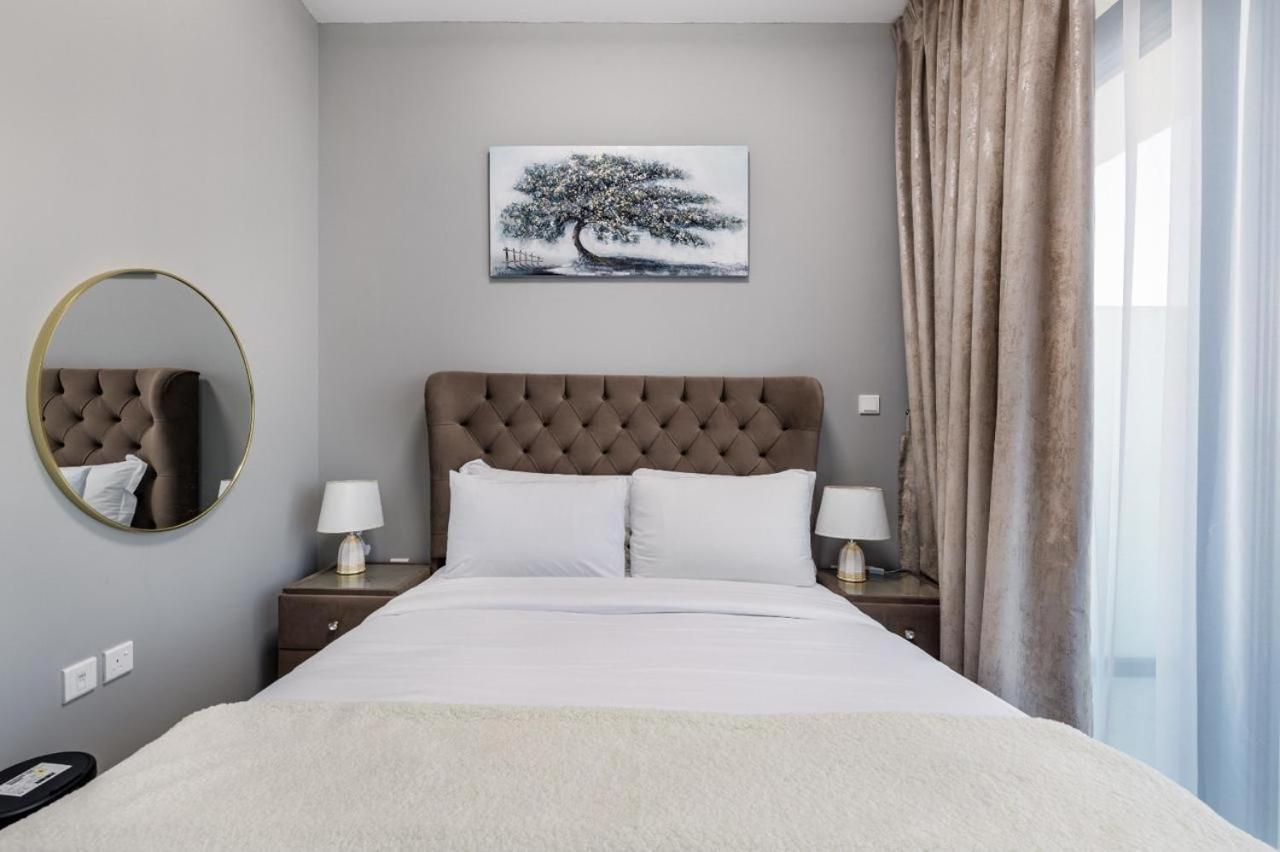 Escape24 - 1br In Zada Tower, Business Bay Near Metro & Burj Khalifa *