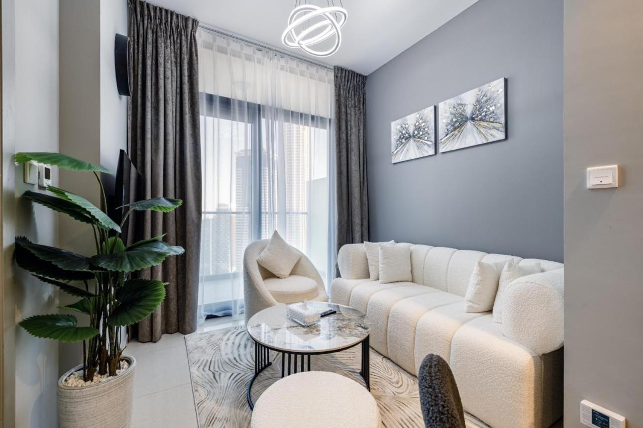 Apartment Escape24 - 1br In Zada Tower, Business Bay Near Metro & Burj Khalifa Dubai