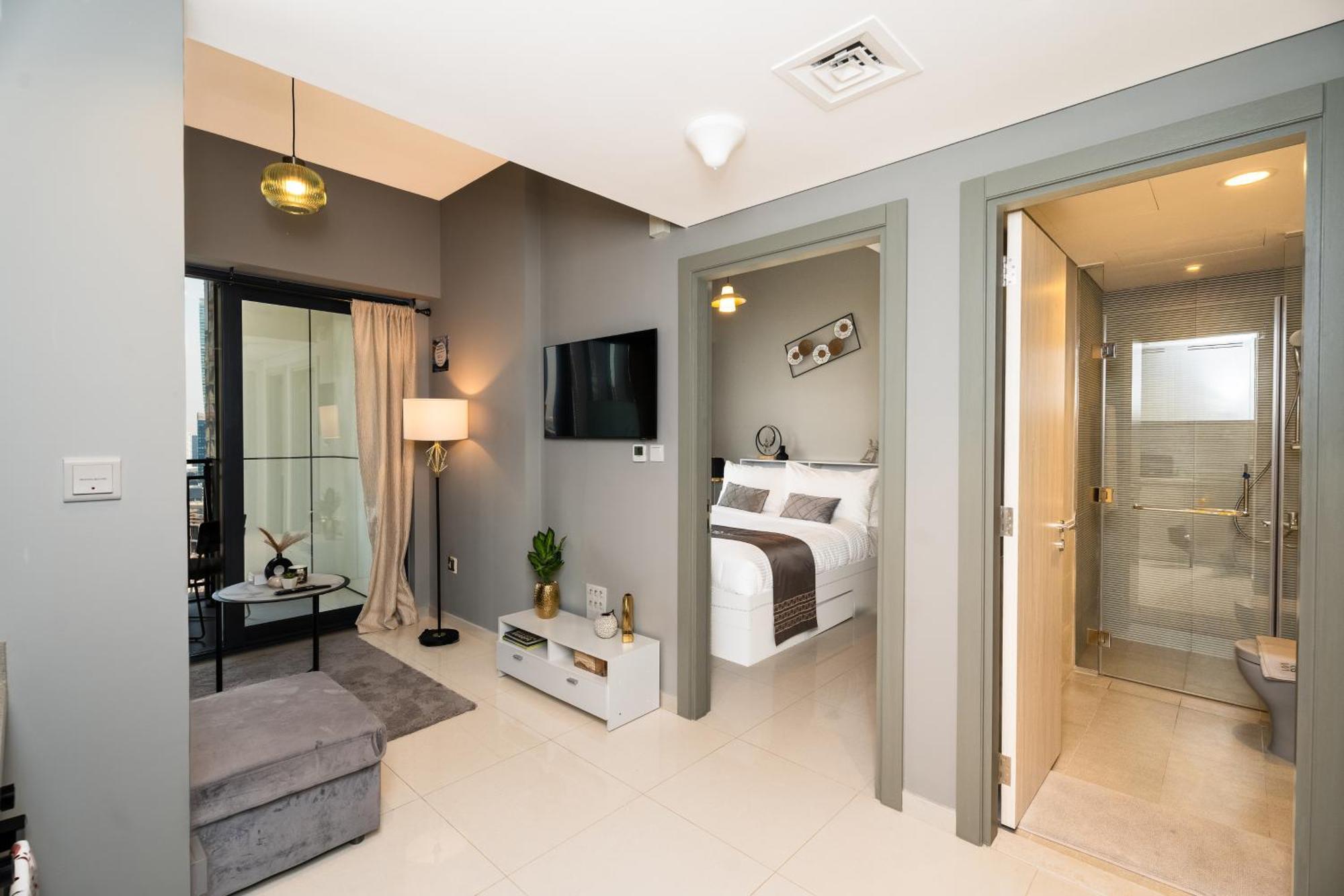 Escape24 - 1br In Zada Tower, Business Bay Near Metro & Burj Khalifa * Dubai